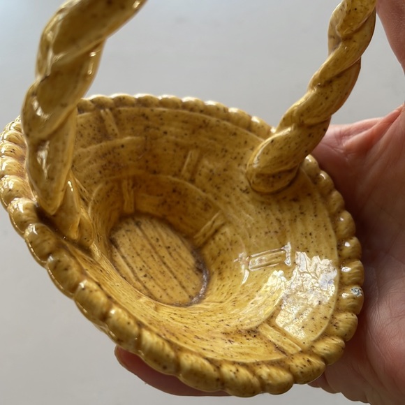 VTG Stuffed Bunny & Basket - Picture 7 of 7